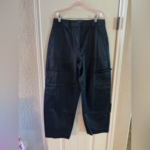 Old Navy Women’s Satin Black Cargo Pants Size 10-long
